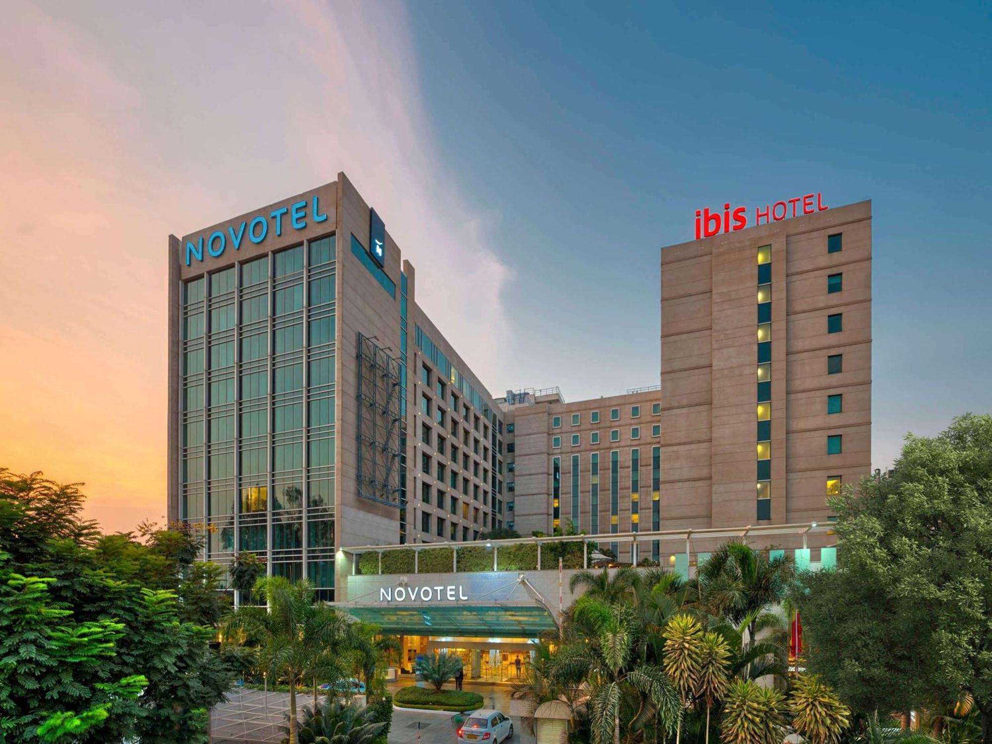 Novotel Bengaluru Outer Ring Road Exterior foto